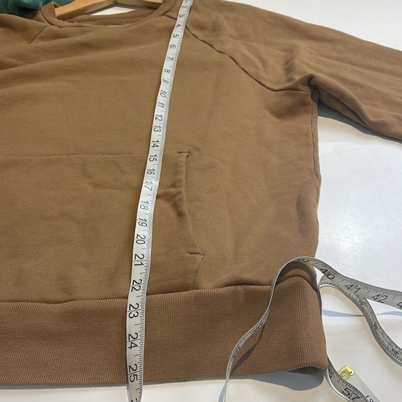 Everlane The Track Crewneck Toasted Coconut Size Medium - Picture 9 of 9